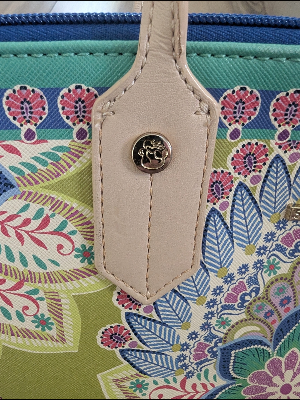Spartina 449 Green Floral Mandala Tote with Cream Trim - Picture 3 of 7